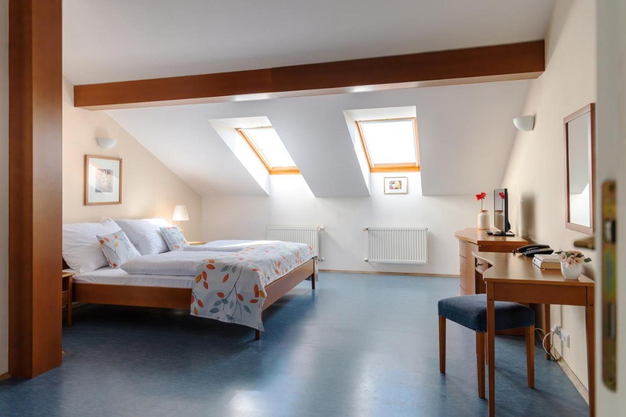 Sibelius Apartments Prague Luaran gambar